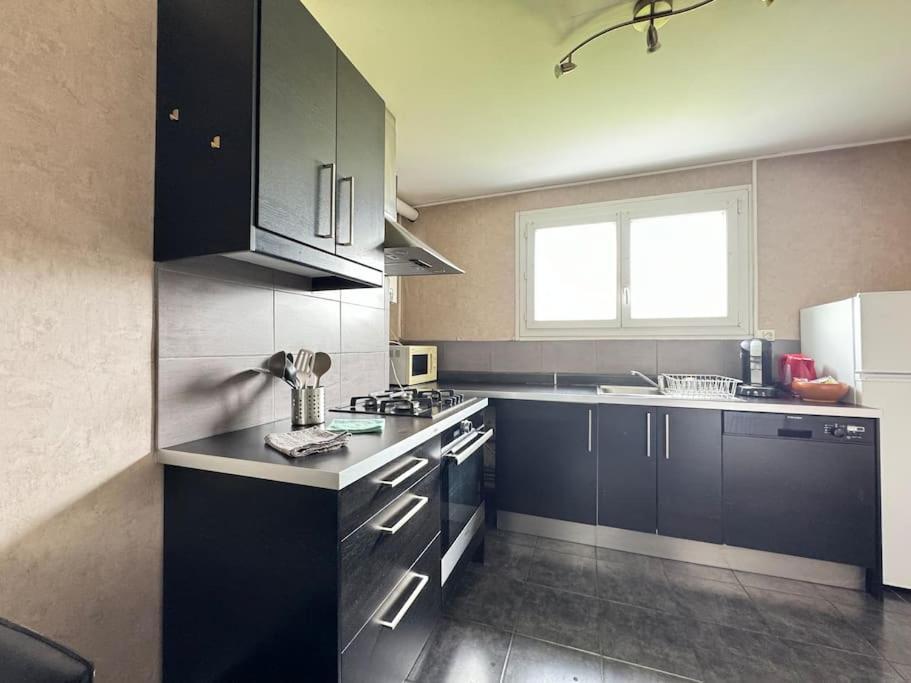 Appartement F2 Proche Axes Principaux - Claude Guichard 클레르몽페랑 외부 사진