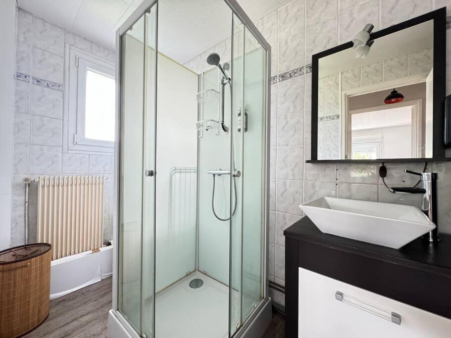 Appartement F2 Proche Axes Principaux - Claude Guichard 클레르몽페랑 외부 사진