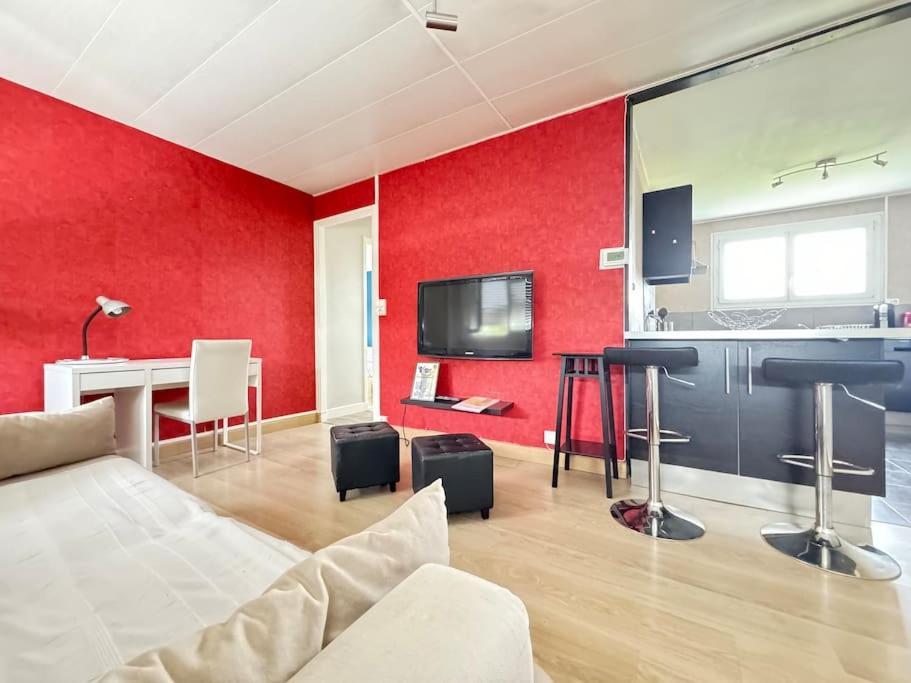 Appartement F2 Proche Axes Principaux - Claude Guichard 클레르몽페랑 외부 사진